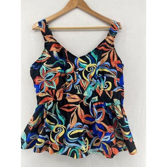 Maxine of Hollywood Other - Maxine of Hollywood Women's Plus Size Bathing Suit Top Size 22W Underwire